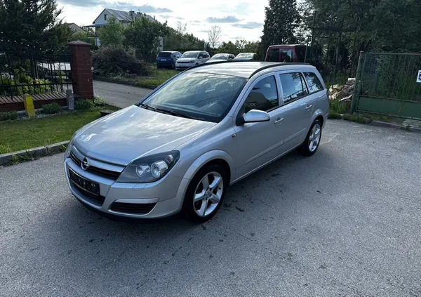 lubelskie Opel Astra cena 10500 przebieg: 240000, rok produkcji 2005 z Ryki